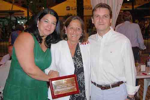 'La Bodeguiya' celebra la Cena de los Militantes con homenaje a Joaquín González y Manuela Vizcaíno
