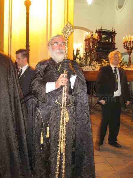 Miles de melillenses acompañan al solemne Santo Entierro