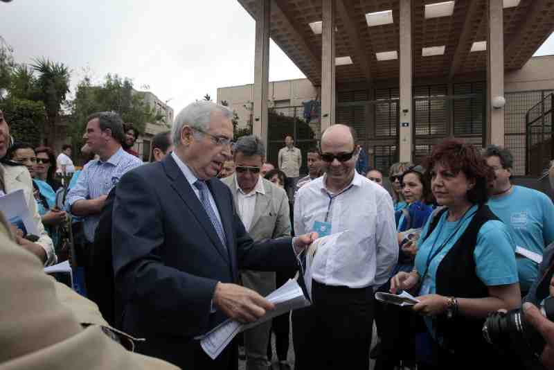 Imbroda: “En las casas se quejan de que hay un partido que se hace pasar por el PP”
