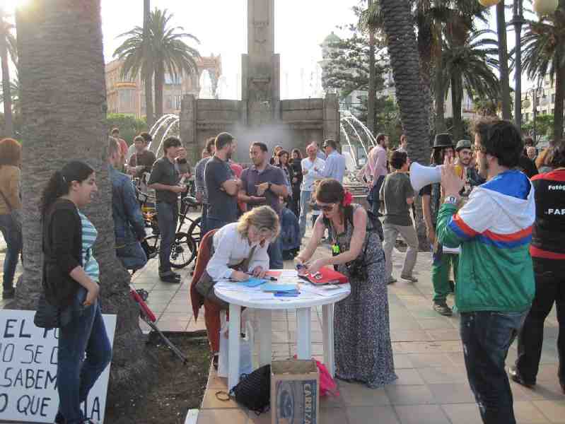 La protesta de 'Democracia real ya' se extiende también a Melilla