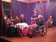 Tras el éxito cosechado, la Casa de Melilla en Málaga repone la obra de teatro ‘El cianuro…¿Sólo o con leche?’