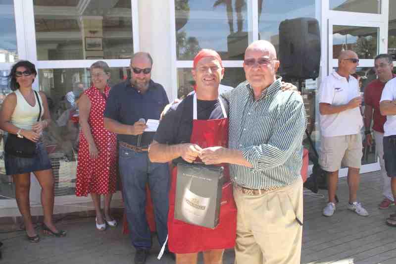 Luis Cruz gana el Concurso de Paellas del Real Club Marítimo de Melilla