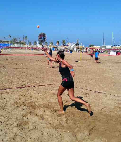 La Federación de Tenis continua promocionando el Tenis Playa con el “II Open de Tenis Playa – Trofeo HIMOSA”