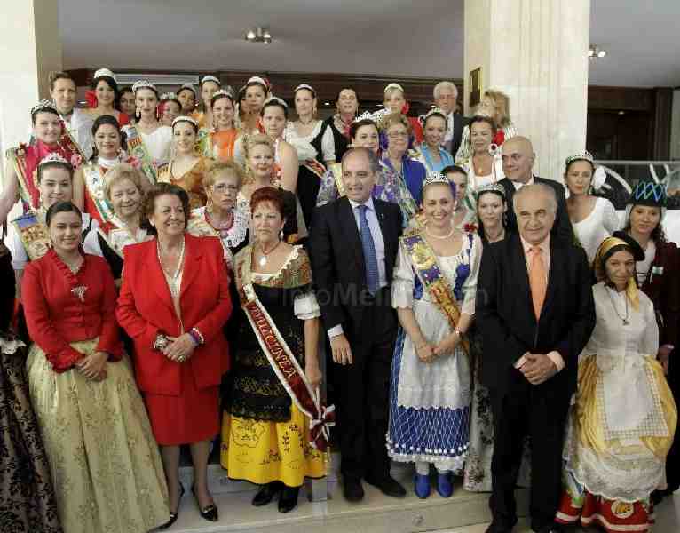 La Casa de Melilla en Valencia se reúne con Francisco Camps y Rita Barberá