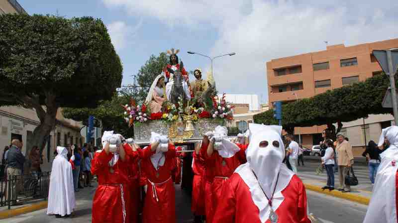 Melilla inicia su Semana Santa, fiel reflejo de su sociedad plural e historia