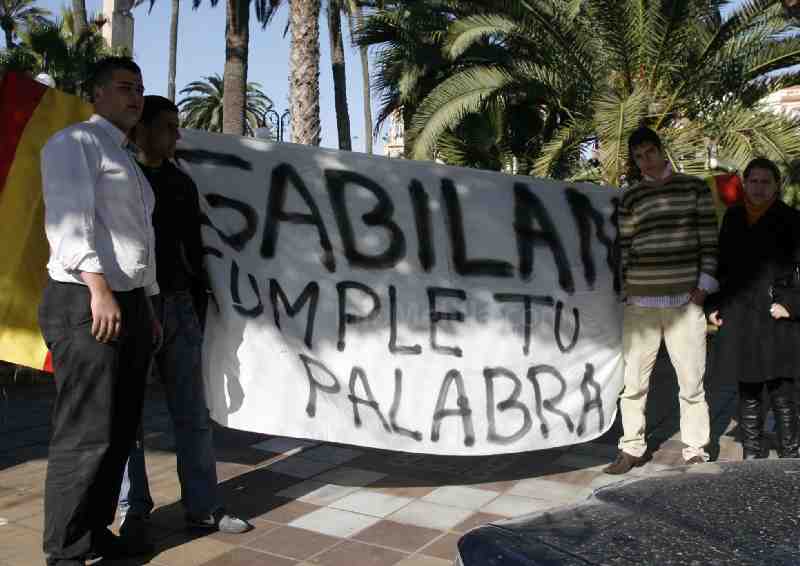 La Policía desaloja a varios desempleados que protestaban contra el Gobierno