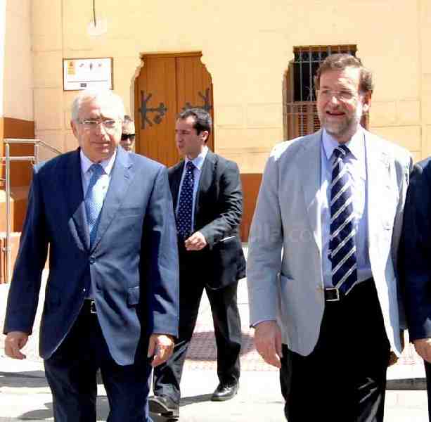 Imbroda cree que la construcción no debería haber quedado fuera del acuerdo en las bonificaciones de la Seguridad Social