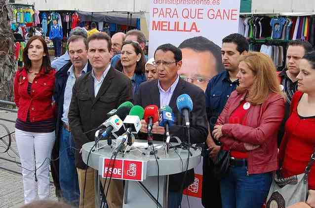El PSOE apuesta por una infraestructura permanente en el mercadillo del Real para dignificar el comercio