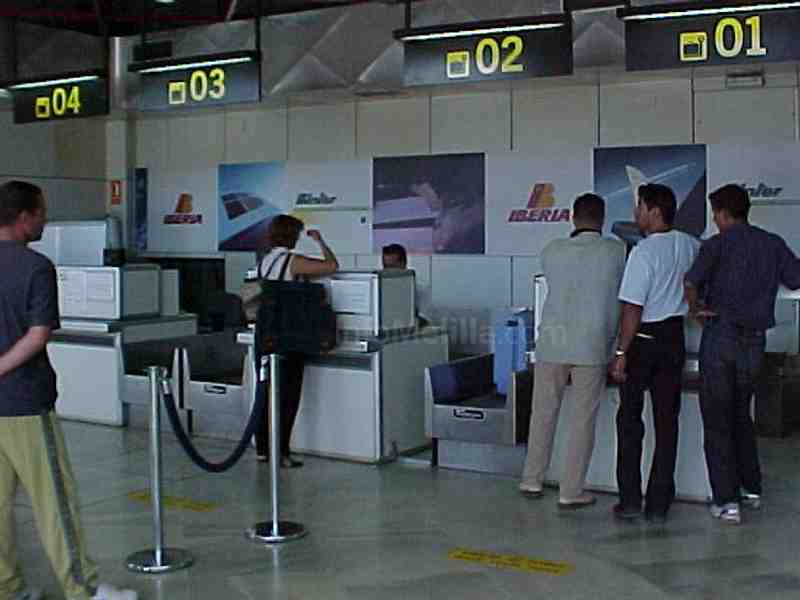 El Aeropuerto de Melilla atendió 600 “vuelos hospital” en 2010