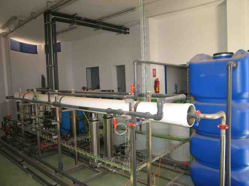 Aena invierte medio millón de euros en su nueva potabilizadora de agua