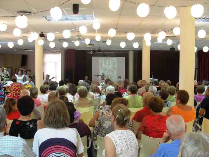 Misa Rociera en el Centro Social de Mayores del Imserso oficiada por Ramón Buxarrais