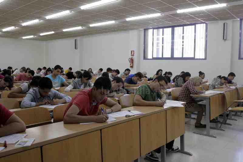 Más de 300 estudiantes han comenzado los exámenes de Selectividad