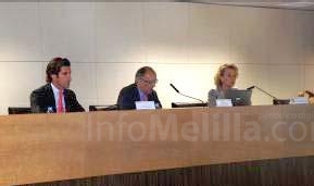 Almazán confirma a nivel nacional el compromiso del puerto melillense con la sostenibilidad