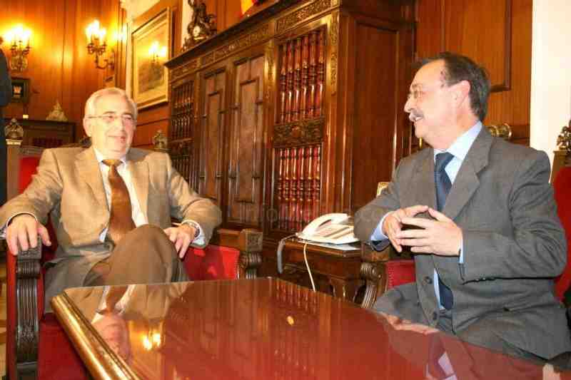 Enero se perfila como el mes elegido por Melilla y Ceuta para plantear sus reivindicaciones a Rajoy