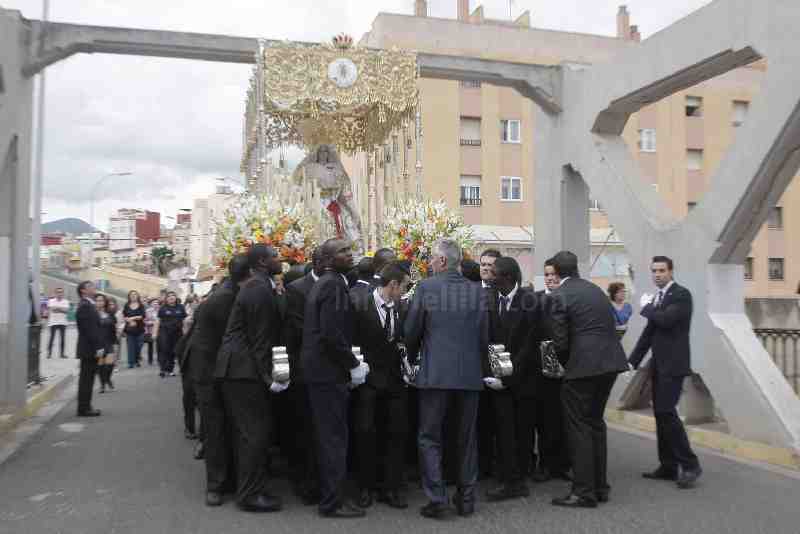 La Semana Santa de Melilla finaliza con el tradicional encuentro del Resucitado y María del Rocío