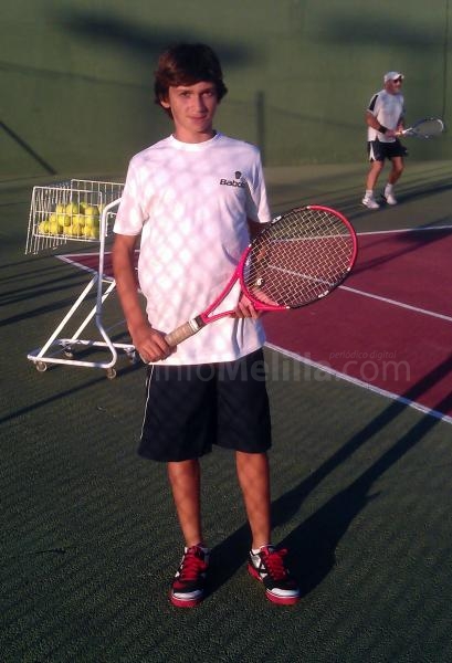 El campeón alevín, Víctor López