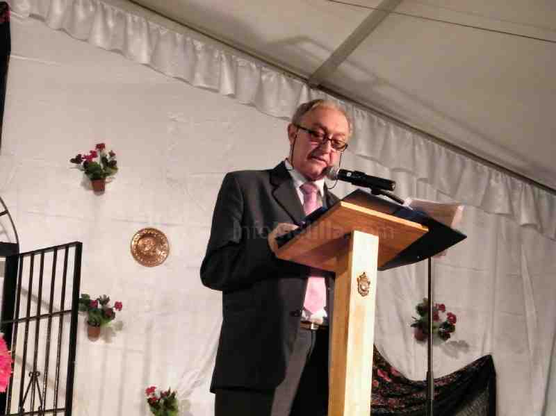 Rafael Vega pronuncia el pregón de las Fiestas de Mayo en la ciudad condal