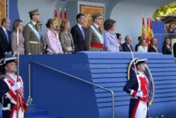 Imbroda, presente en el desfile de la Fiesta Nacional en representación de todos los melillenses