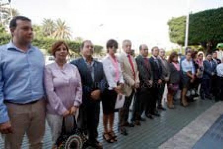 Melilla se une contra el cáncer de mama, una enfermedad que se cura en el 98 por ciento de los casos detectados a tiempo