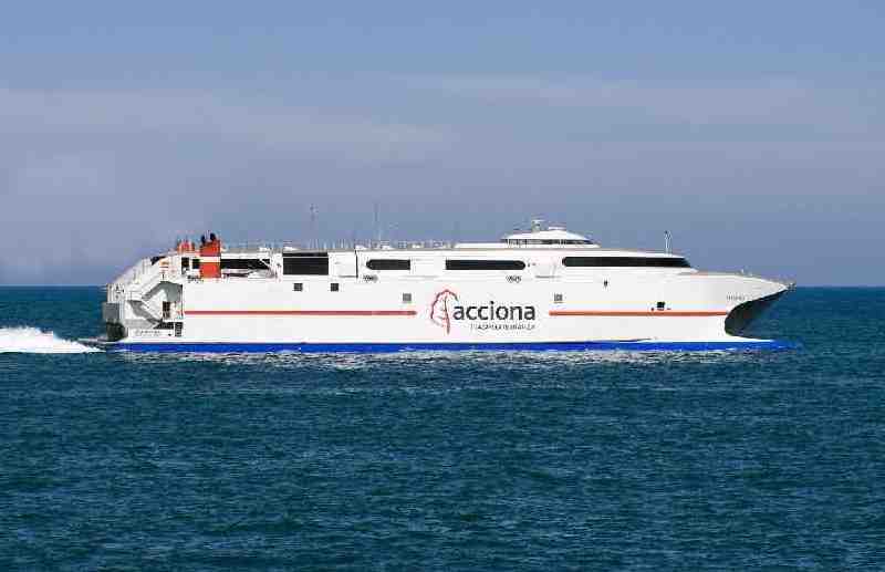 Ya están disponibles los nuevos paquetes de verano para el barco rápido de Acciona