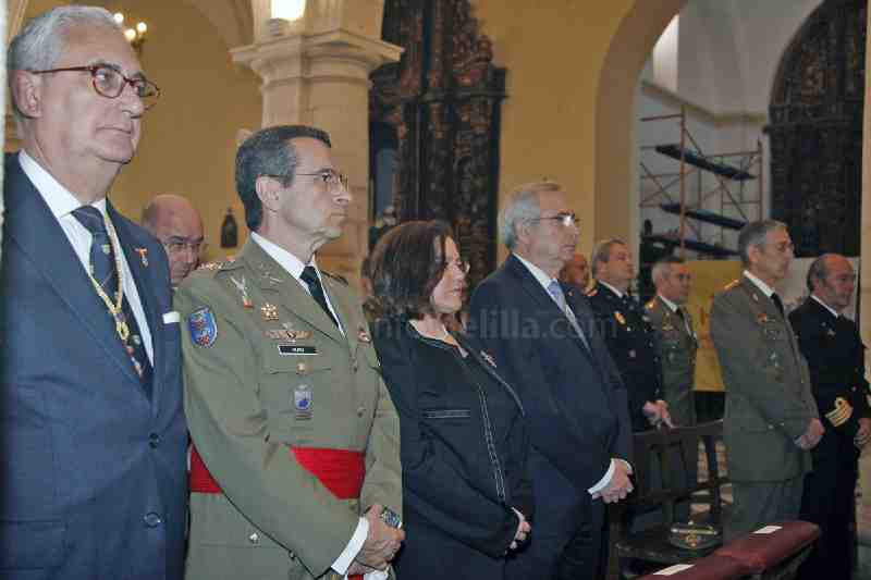 Autoridades asistentes al acto