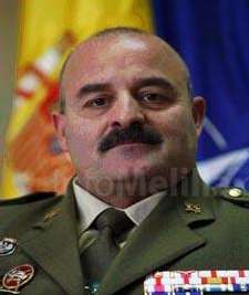 El coronel Bordás analiza el papel de 'La Cruz Roja y el Derecho Internacional Humanitario' en el Casino Militar