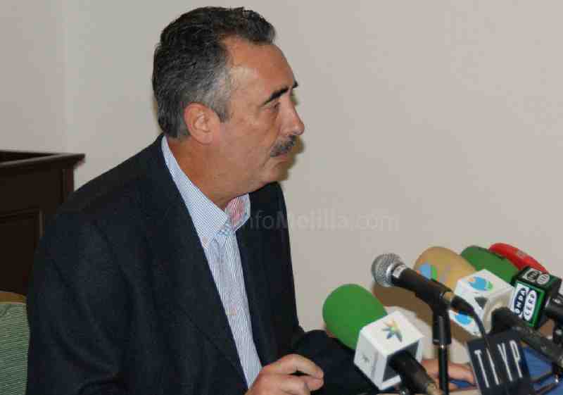 Velázquez asegura que concurrirá a comicios pese a la condena de inhabilitación