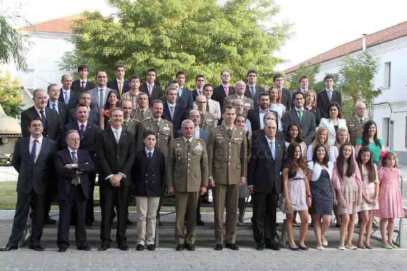 El Príncipe de Asturias preside la entrega de los Premios Ejército 2011, entre los que hay un colegio melillense