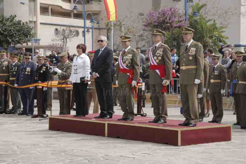 260 personas juran la bandera española en Melilla
