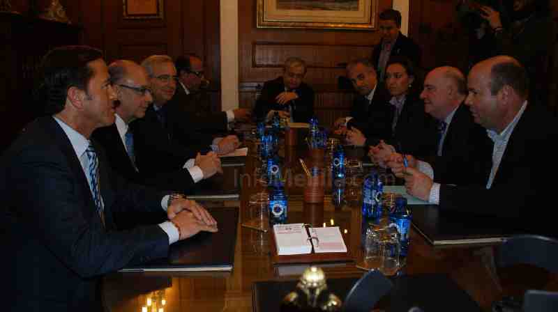 Cristobal Montoro apuesta por reformas para que Ceuta y Melilla sean más competitivas