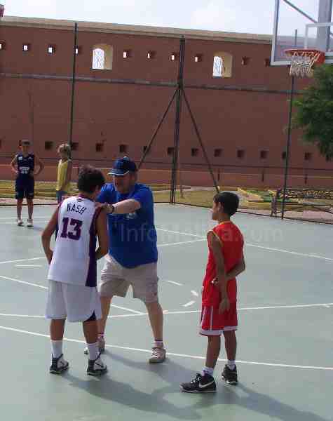 La FMB organiza una concentración para confeccionar las selecciones de minibasket