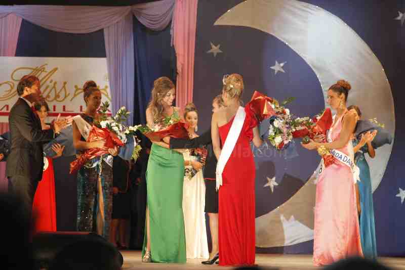 Xenia Sánchez y Jesús Avellaneda, Miss y Míster Melilla 2011