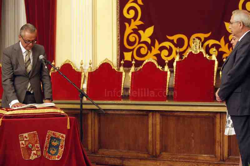Imbroda pide lealtad, honradez, eficacia al máximo y humildad al nuevo Gobierno
