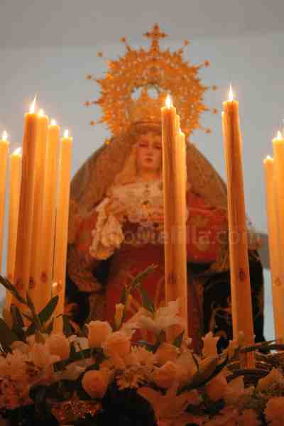 La lluvia impide la salida de las procesiones del Miercoles Santo