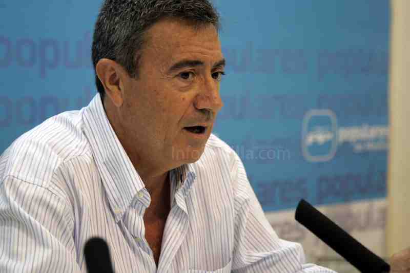 El secretario de Educación del PP local, José Manuel Calzado