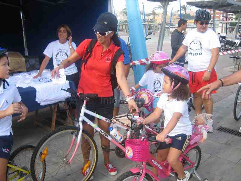 'ConBici' cuestiona las afirmaciones del director general de Tráfico
