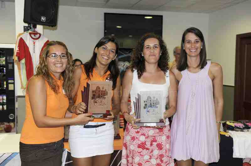 Éxito de participación en el I Torneo Benéfico de Pádel 'Melilla Acoge', con un centenar de participantes