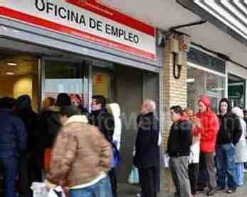 CCOO: "O se corrige de inmediato el rumbo de la política económica y laboral, o el crecimiento del paro será una constante"