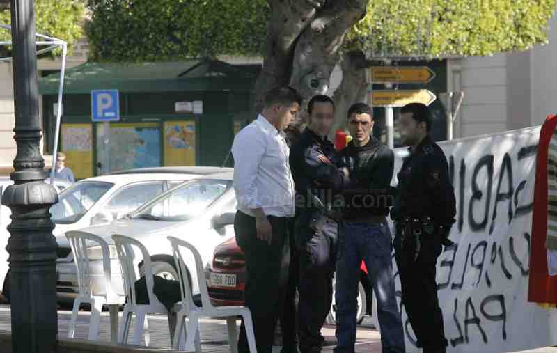 La Policía desaloja a varios desempleados que protestaban contra el Gobierno