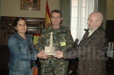 Acuerdo de donación entre la Escuela Taller del Patrimonio Artístico y la Comandancia General del “Monumento a los Héroes de las Campañas”