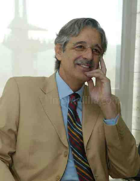 Antonio María Claret cree que Melilla seguirá recibiendo 'tratamiento especial' gobierne quien gobierne
