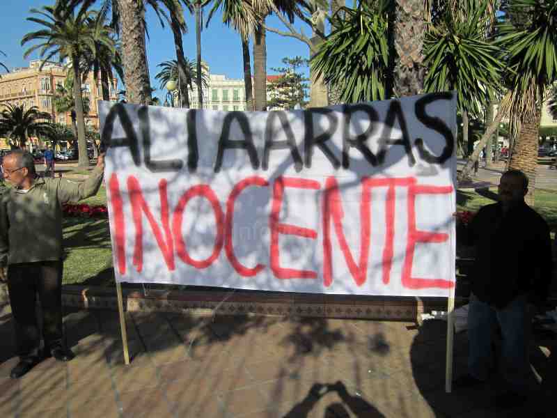 La familia de Aarrass se concentra un año después de su extradición a Marruecos