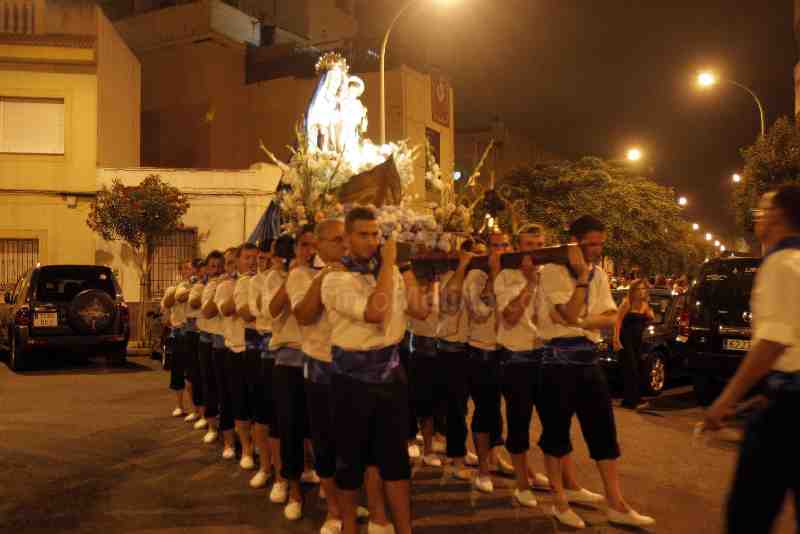 La Virgen del Carmen procesiona por las calles de Melilla