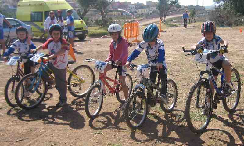 Ciclismo: Comienza ya a rodar la temporada 2011