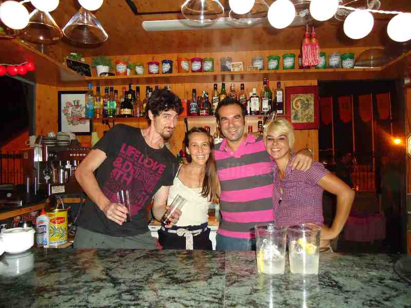 Los chicos de 'La chistera', pura magia de ocio y gastronomía