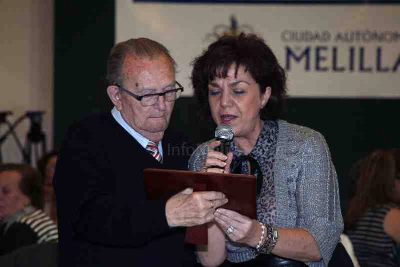 La Ciudad Autónoma rinde homenaje a Rafael Ballesteros y a Gregorio Castillo