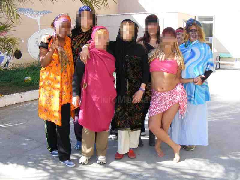 El Carnaval llega a la prisión melillense para acercar al interno a la sociedad