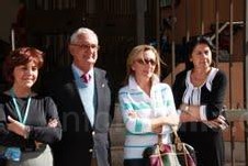 Los candidatos populares han continuado hoy con el puerta a puerta