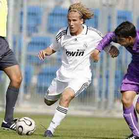 Samu en plena acción con el Real Madrid B