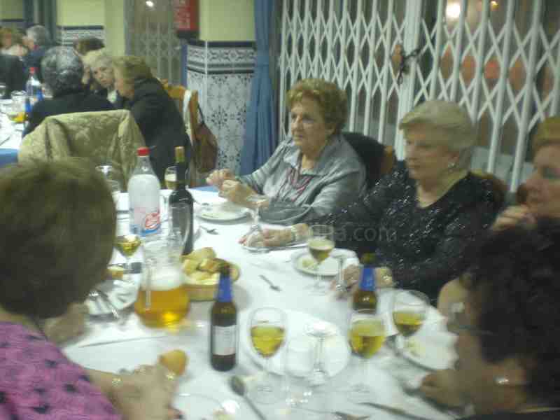 Mucho amor en la celebración del 'Día de Cupido' de la Casa de Melilla en Almería